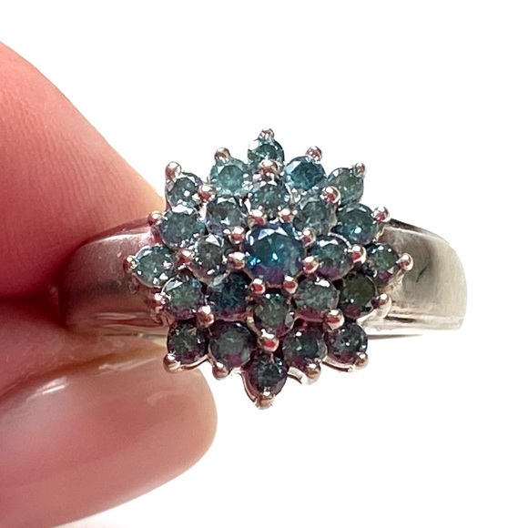 Huge Blue Diamond Cluster Ring, 10k White Gold, Sz 7, EUC - Picture 6 of 11